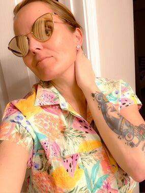 Michael Kors Arrowhead Sunglasses Pale Gold frame with Gold Flash/Mirror lenses